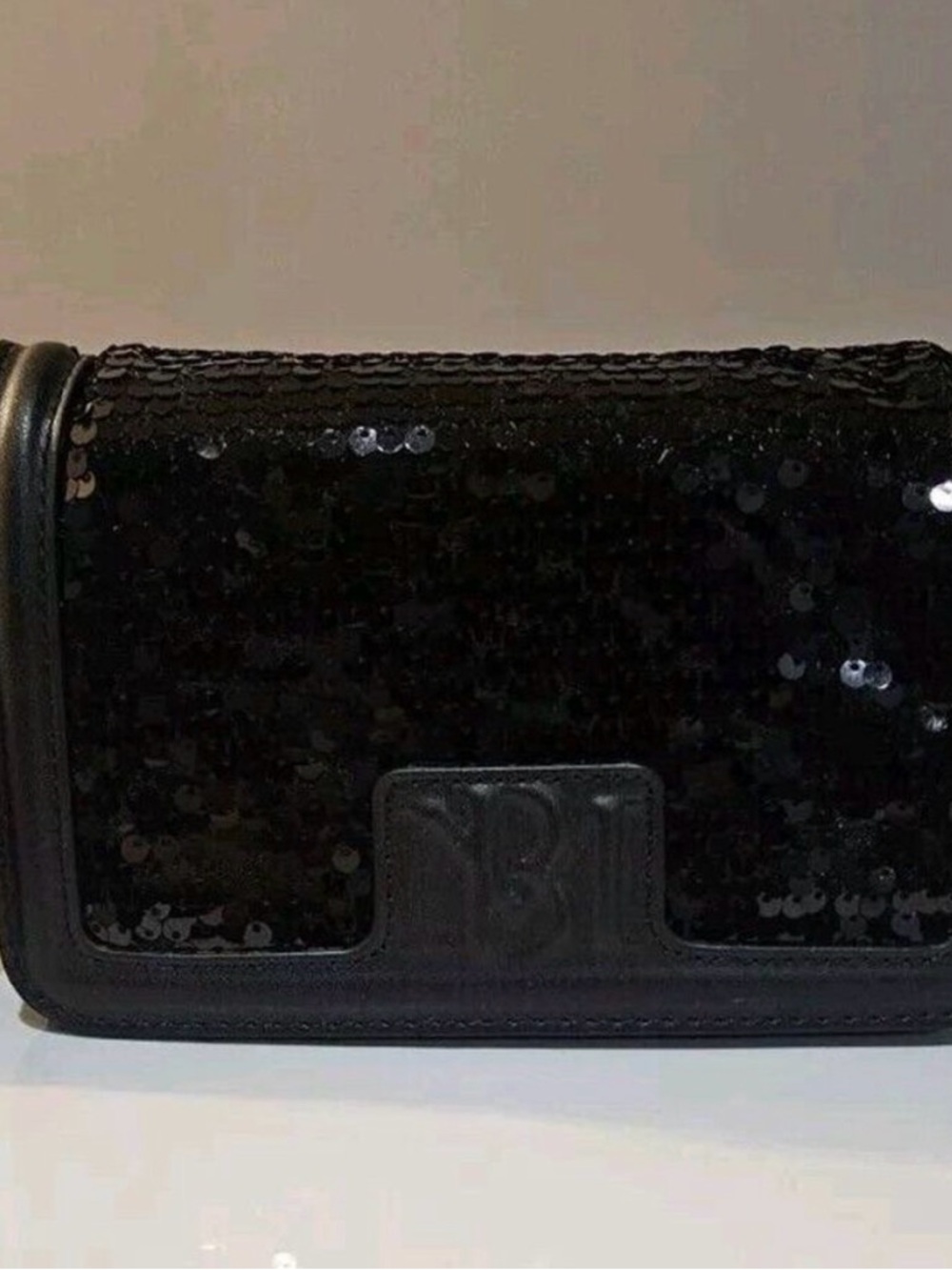 Badgley Mischka Black Sequin Crossbody Bag - Picture 4 of 4
